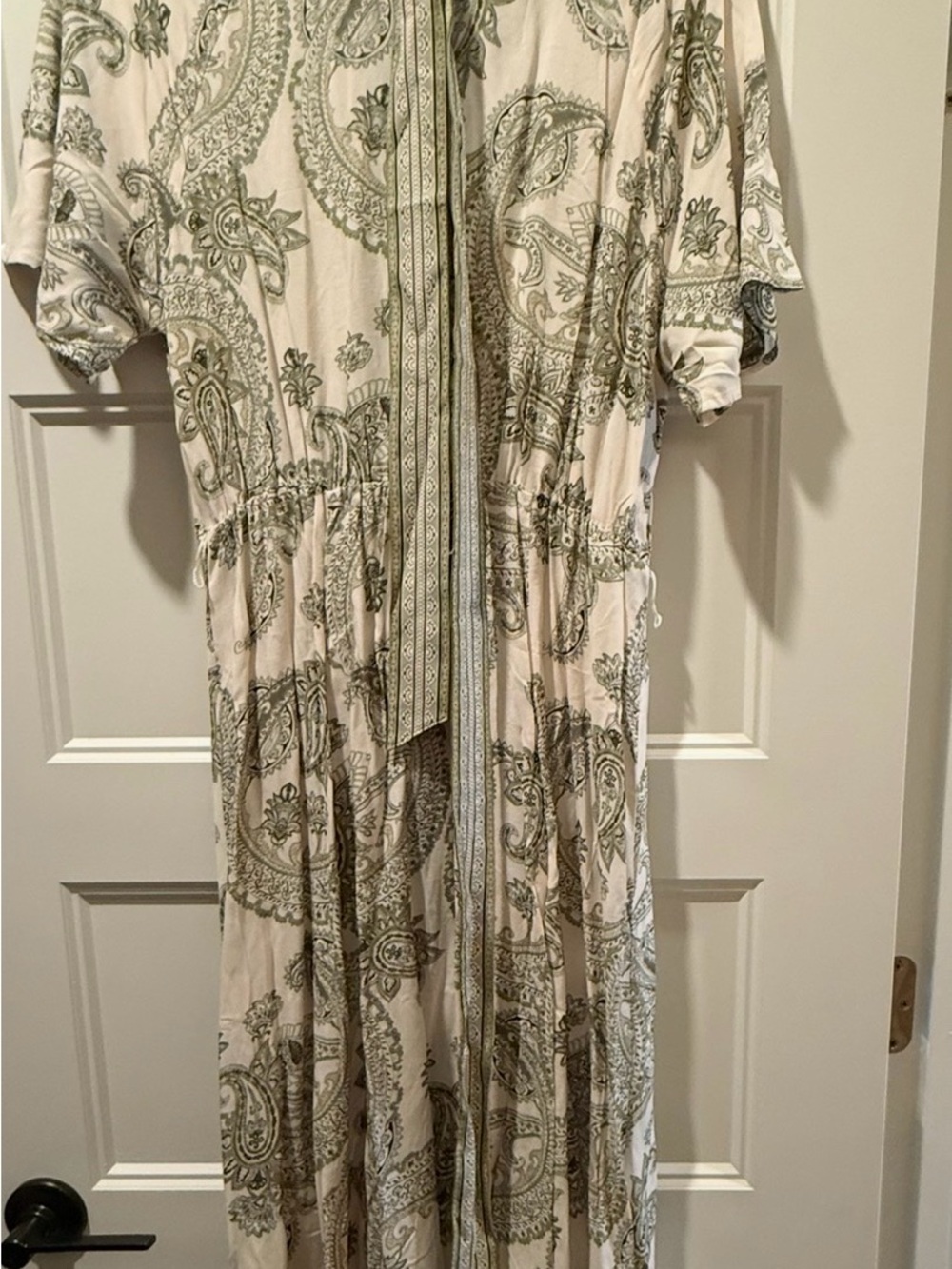 H&M Cream and Olive Paisley Maxi Shirt Dress with Waist Tie - Picture 3 of 4